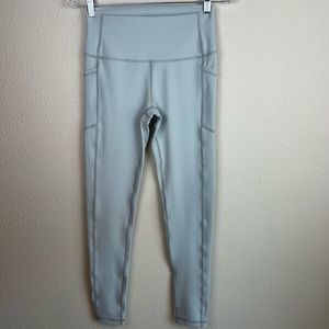 Buff Bunny Light Gray Leggings Size Medium